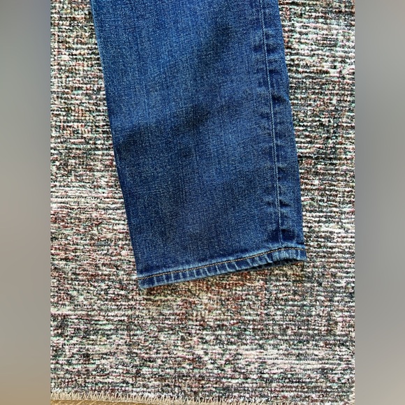 NWOT Dark Abercrombie Ultra High Rise Ankle Straight Jean 25 - Picture 8 of 11